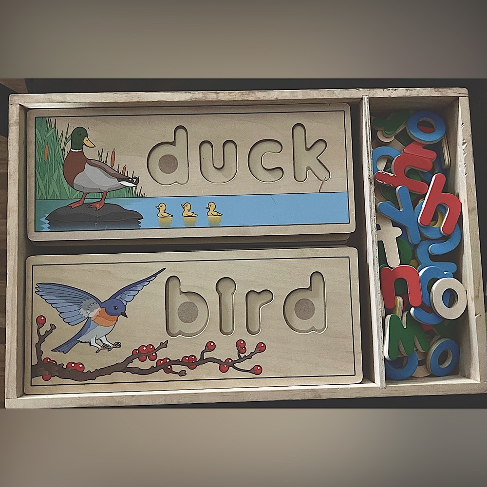 Melissa & Doug Word Puzzle Set